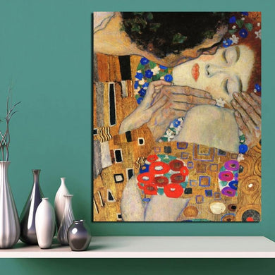 SYMBOL OF  LOVE ATTRACTS A GREAT LOVE Gustav Klimt Kiss Art